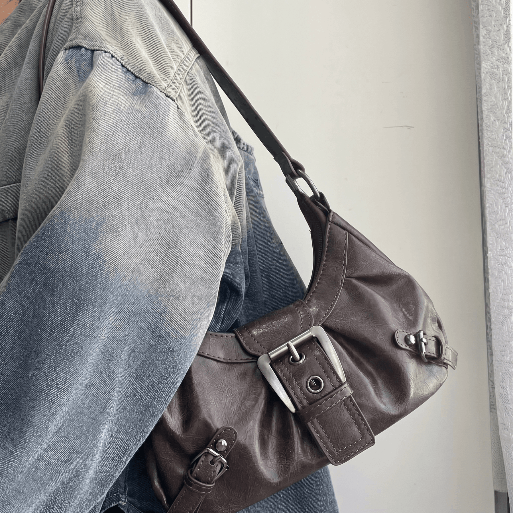 Mand - Vintage Spring Shoulder Bag - Timefield